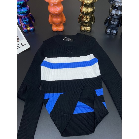 CHANEL CARDIGAN TOP